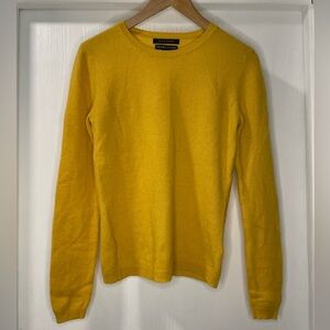 Tahari 100% PureLuxe Cashmere Crew Neck Sweater in Yellow. Size XS